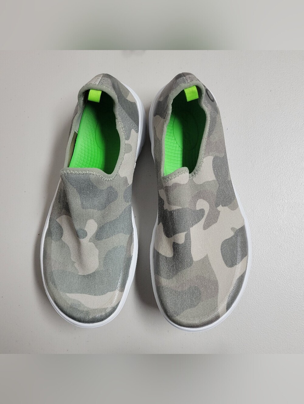 Oofos Oomg Eezee Green Camo Slip- Onr Size 8.5.